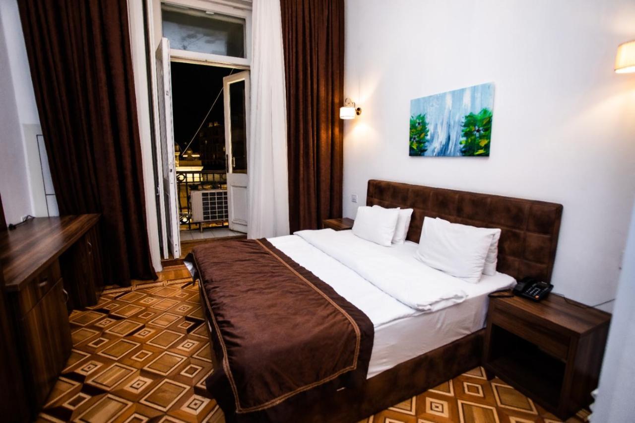 באקו Malakan Hotel מראה חיצוני תמונה