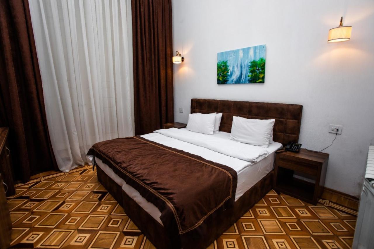 באקו Malakan Hotel מראה חיצוני תמונה